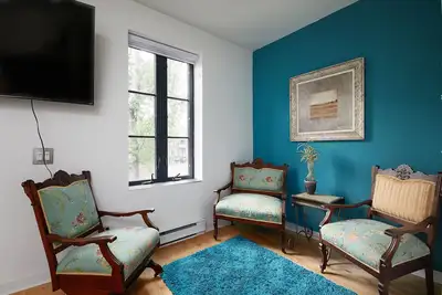 Image de Cozy 3- floor townhouse with Mont Royal view in the most desired area Montreal l