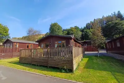 Bowness Lodge -  a holiday lodge that sleeps 4 guests  in 2 bedrooms