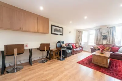 Image de Spacious Cosy Home Close To London Abbey Wood - Pass the Keys
