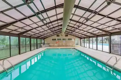 Image de 3 Indoor/Outdoor Pools! Golf Front Pointe Royale