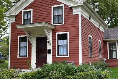 Image de Historic Pioneer House in downtown Plainfield