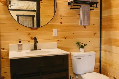 Image de \"Valley View Lodge\" - Modern Spacious Stay Rrg - Slade