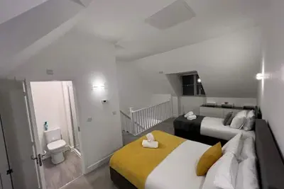 Image de New 3 bed house, Sleeps 7, Contractors & families welcomed, free Wi-Fi & Parking