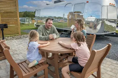 Image de Rent a New Airstream Rv at Luray Rv Resort - Great Amenities - (V225)