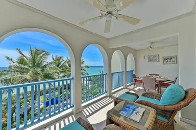 Image de #302 Oceanview beachfront Maxwell Beach Villas