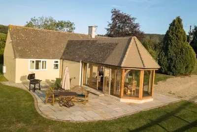 Image de Cosy Cotswolds Bungalow Garden Room and Patio