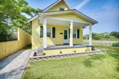 Image de Charming Newport News Cottage < 1 Mi to Ocean!