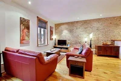 Image de Luxury Old Montreal Heritage Home