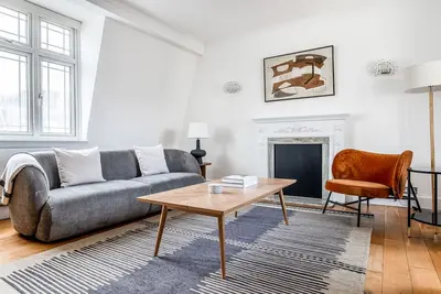 Image de Refurbished Marylebone 2br nr Oxford St, by Blueground