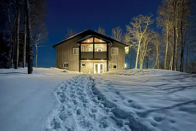 Image de Top of a Mountain Chalet * Amazing views * Hiking * Spa