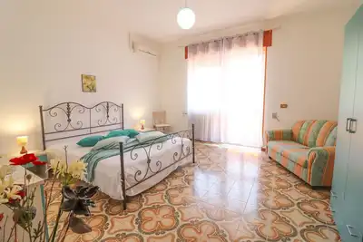 Image de Maison de vacances \"Casa Isabel A Otranto 10 Posti\" avec 2 terrasses privées et climatisation