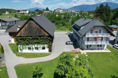 Image de Seeblickstrasse - Fewo Nr. 2 - Ferienwohnungen Petschnig