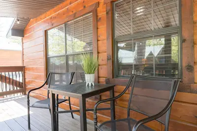 Image de Sunrise Casts & Lake Nights | 2br + Slip