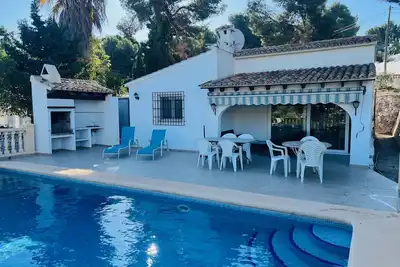 Image de 1, 5 km de la plage de L'Ampolla et ville | Confortable | 3 chambres doubles |