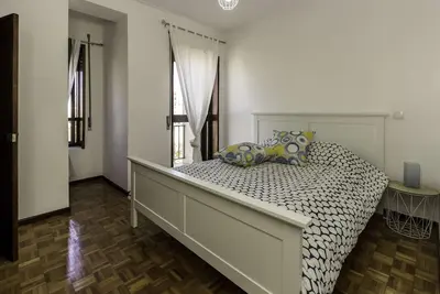 Image de Appartement rénové avec 3 chambres, pour jusqu'à 8 personnes