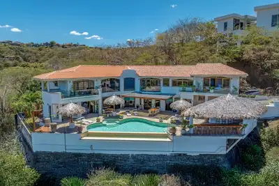 Image de Brand New Listing: Casa Montaña - Luxury Villa with Ocean Views in Playa Hermosa