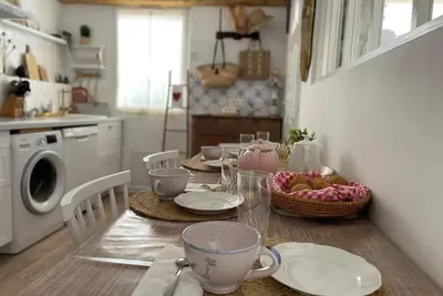 Image de ✨ Charmant T2 climatisé — À 150m de la plage de Cavalière 🏖️