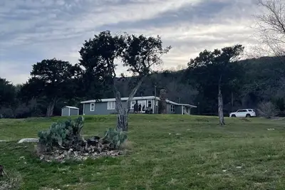 Image de Pk-Caddo Bay is a ski/surf/tubing, fishing, bird sanctuary! Starlink internet!