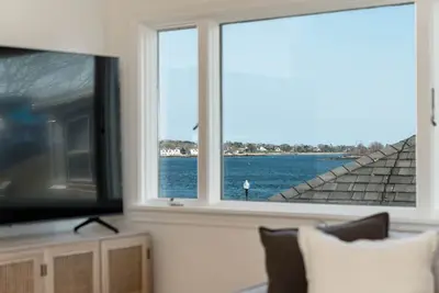 C by the Sea - Ocean View Penthouse