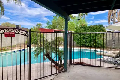 B Vintage - & Art - Private Diving Pool & Fire Pit