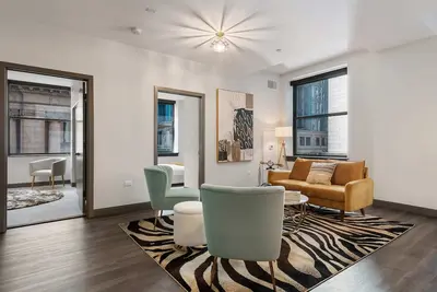 Image de 3 Prime 2br Units + Ideal Business Retreat