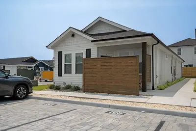 Image de Toes In The Sand! 2 Bed 2 Bath and Dog Friendly