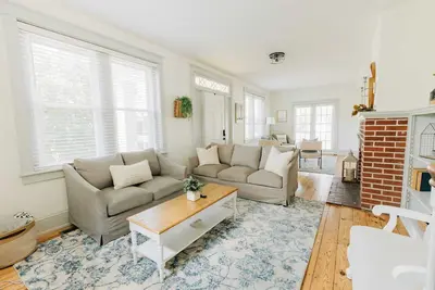 Image de Spacious Home in ♥ of Lancaster Amish Country