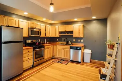 Image de ★ Unwind ★ Historic Pray Homestead | Ace Location!