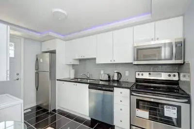 Image de Luxurious Condo with Balcony in Kitchener