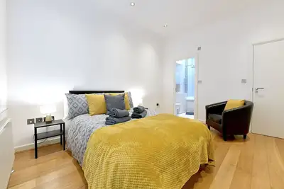 Image de Hendon Escape- 2 bedroom, 3 Beds with en-suite Bath. Near Wembley Stadium