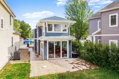 Image de Incredbile View of Lake Wawasee with sandy lake bottom