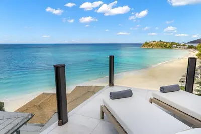 Image de Unique and spacious ocean view 3 bedroom apartment