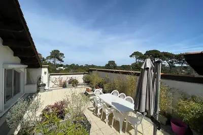 Image de Duplex T5 avec Terrasse Panoramique à 150m de la Plage - Arcachon