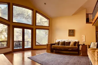 Image de Redwood Creek Getaway!