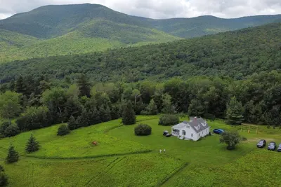 Image de Vermont house in stunning private country setting and 360 degree panoramic views