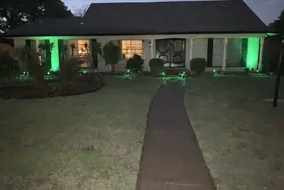 Restful North Dallas Retreat