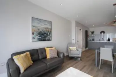 Image de Custom House Cobalt Apartment