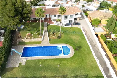 Image de Fantástica Villa Independiente