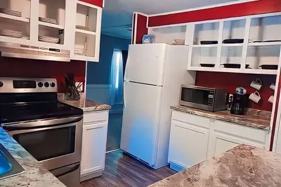 Image de Near The Lake