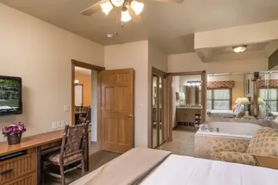 Image de 2 Bedroom/ 2 Bath Resort