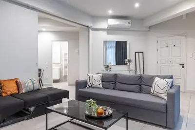 Image de 85 sqm  in the Heart of Athens w/Rooftop Deck