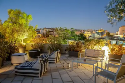 Image de Fantastic Central Athens Suite with Rooftop Deck