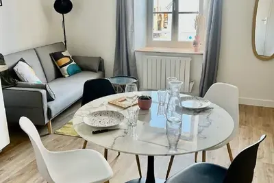 Image de Joli appartement T2, plein centre ville d'Hennebont, parking gratuit