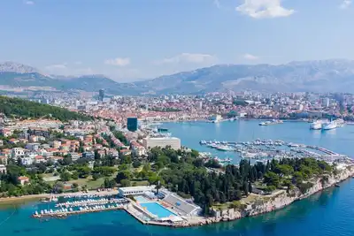 Image de Beachfront apartment Drazen, with garden and parking