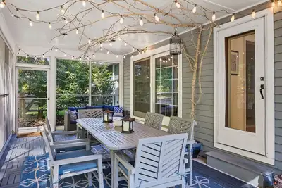 Image de Berkshires Colonial on 2 Acres by Evergreen Home