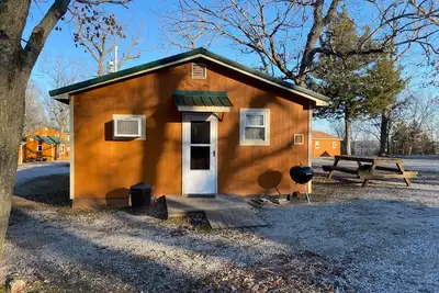 Image de Cabin 4 - Reel and Trigger