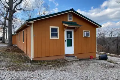 Image de Cabin 9 - Reel and Trigger