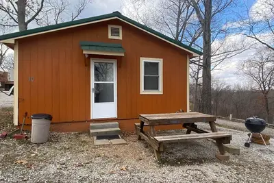 Image de Cabin 10 - Reel and Trigger