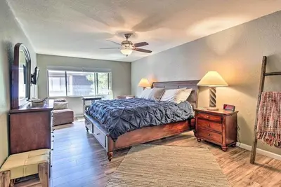 Image de Woodsy Apt - Horseback Riding Lessons Nearby!