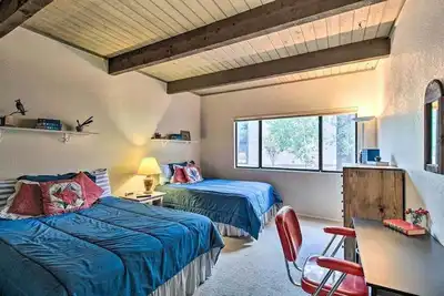 Image de Apartment in Pinetop w/ Patio, Grill & Table!